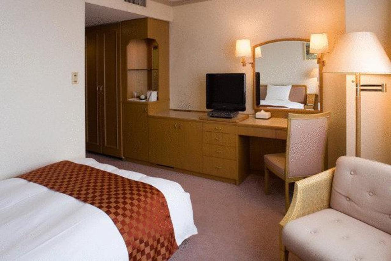 Hotel Higashinihon Utsunomiya Bagian luar foto