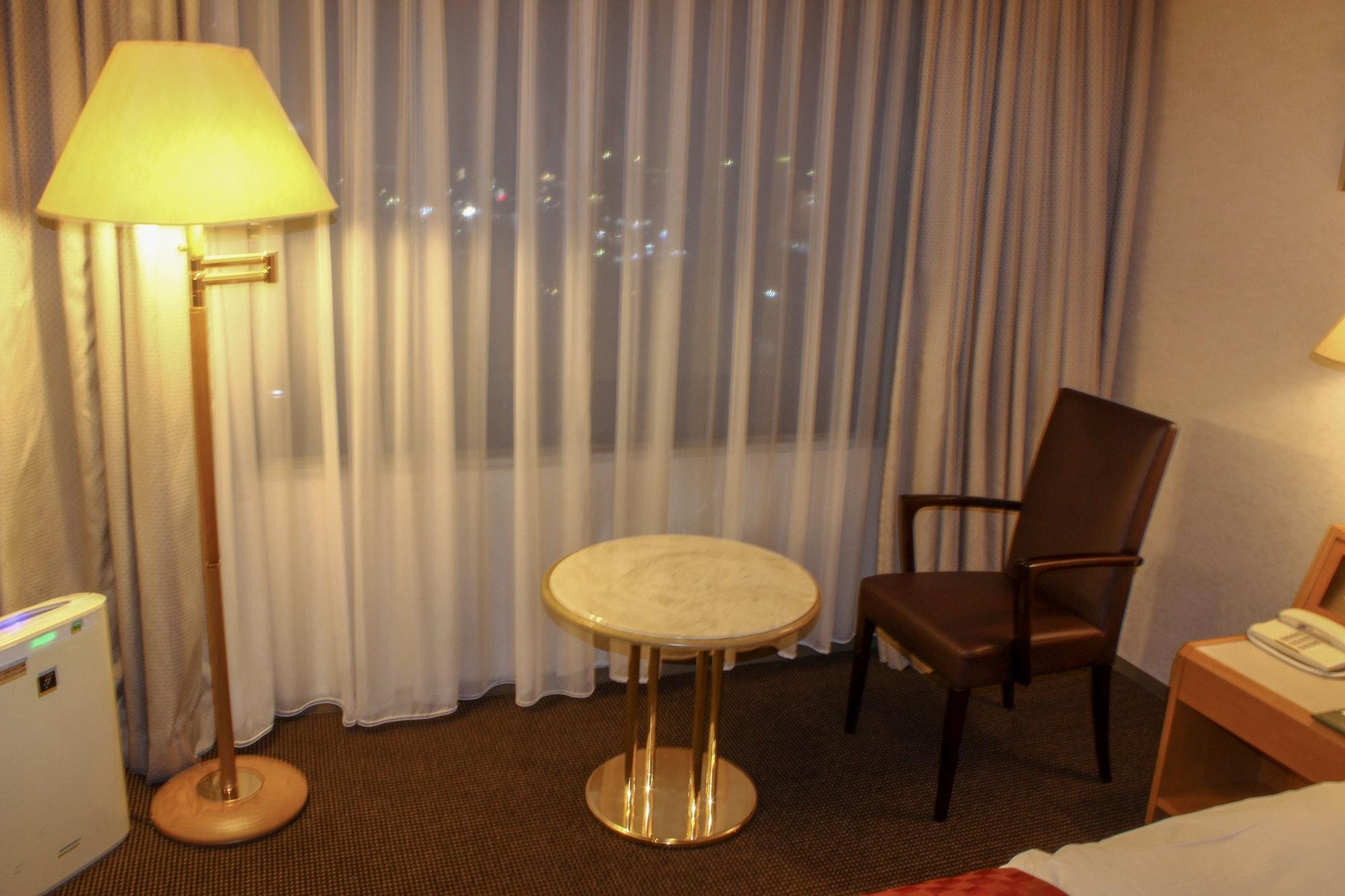 Hotel Higashinihon Utsunomiya Bagian luar foto